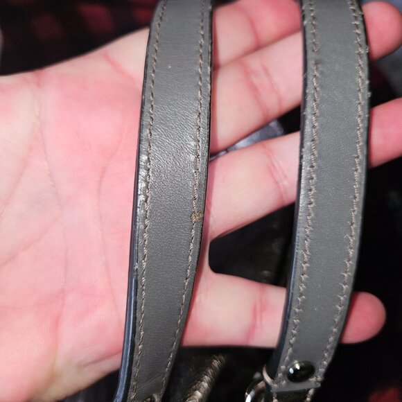 Coach Metallic Silver Hobo Purse No. L117B-F17166 Pre-owned Excellent Co… - Picture 15 of 16